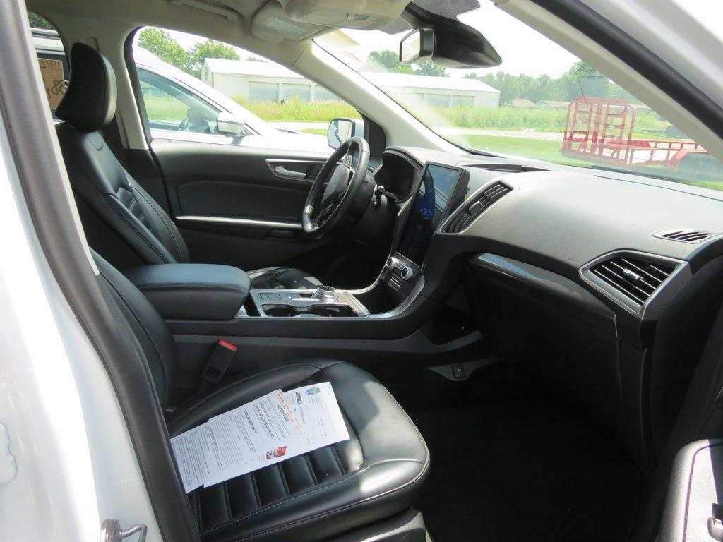 used 2024 Ford Edge car, priced at $25,500