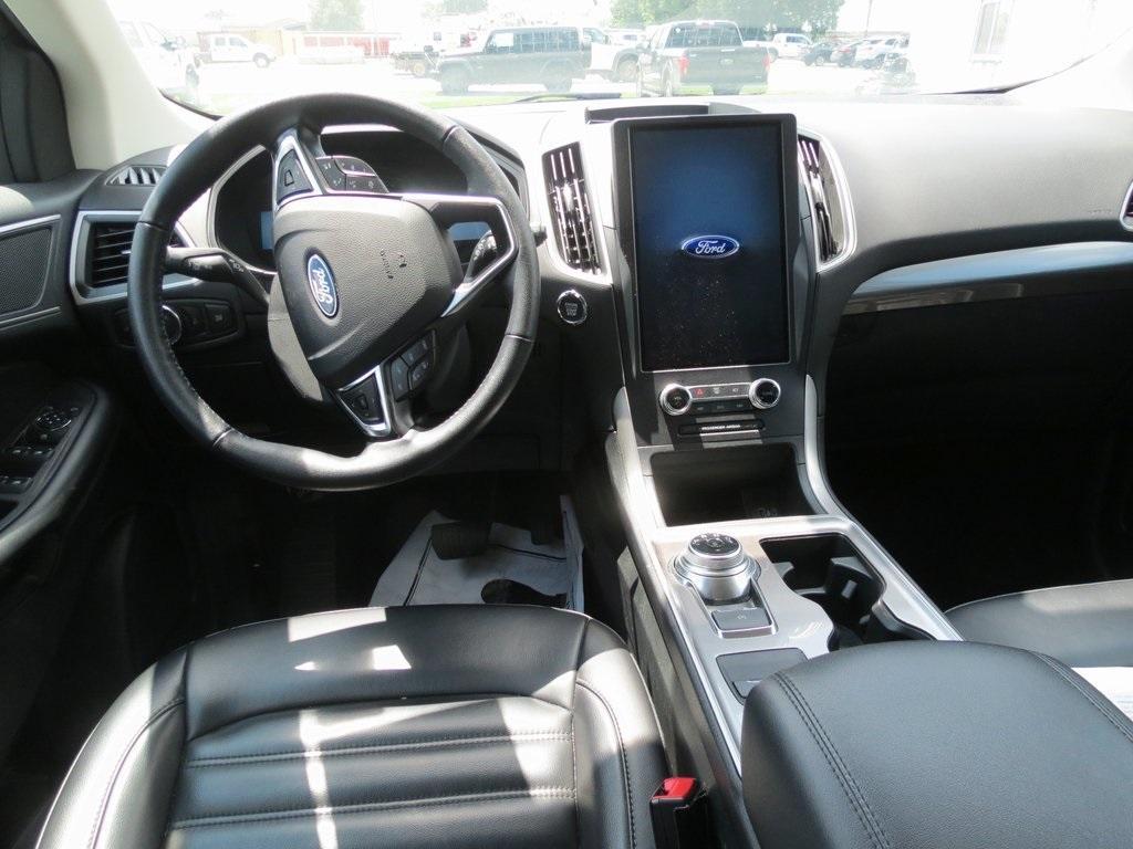 used 2024 Ford Edge car, priced at $25,500