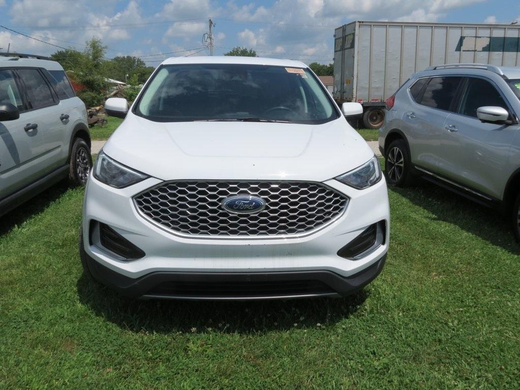 used 2024 Ford Edge car, priced at $25,500