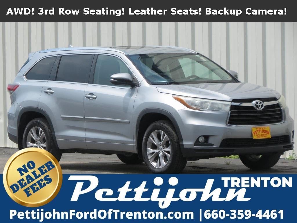 used 2015 Toyota Highlander car, priced at $13,500