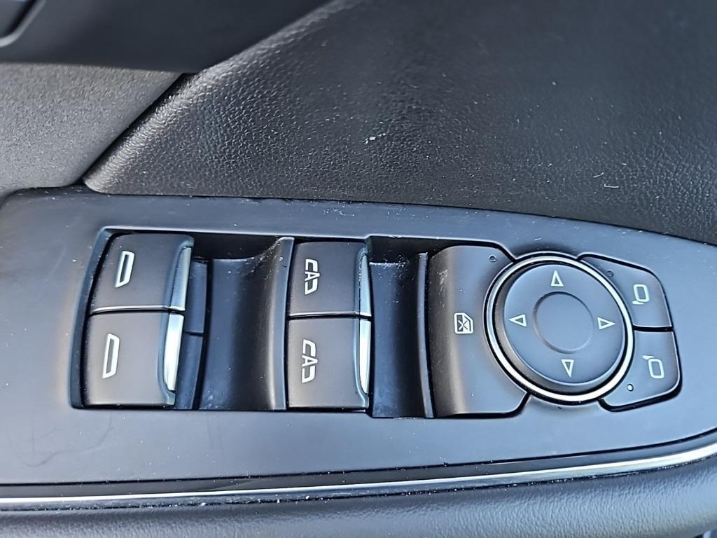 used 2024 Buick Envision car, priced at $27,500