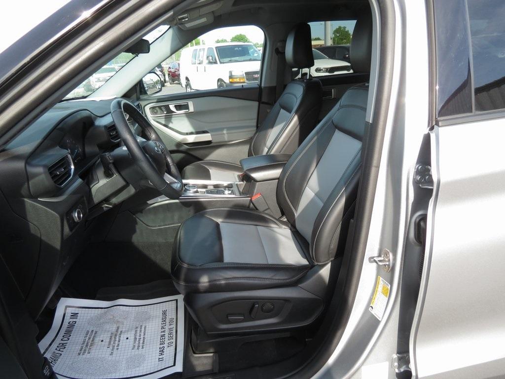 used 2023 Ford Explorer car, priced at $35,995