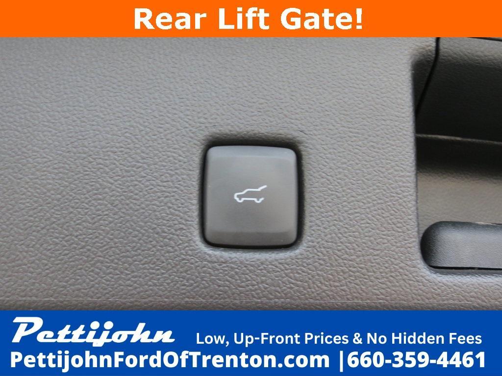 used 2022 Ford Escape car, priced at $23,900