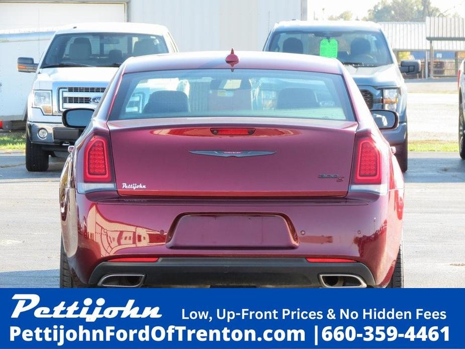 used 2022 Chrysler 300 car, priced at $28,500