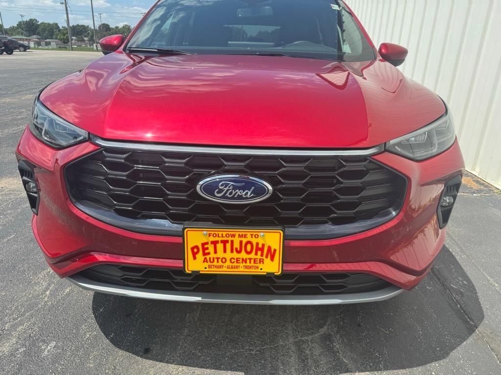 new 2025 Ford Escape car, priced at $34,329