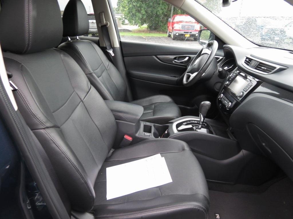 used 2016 Nissan Rogue car, priced at $15,500