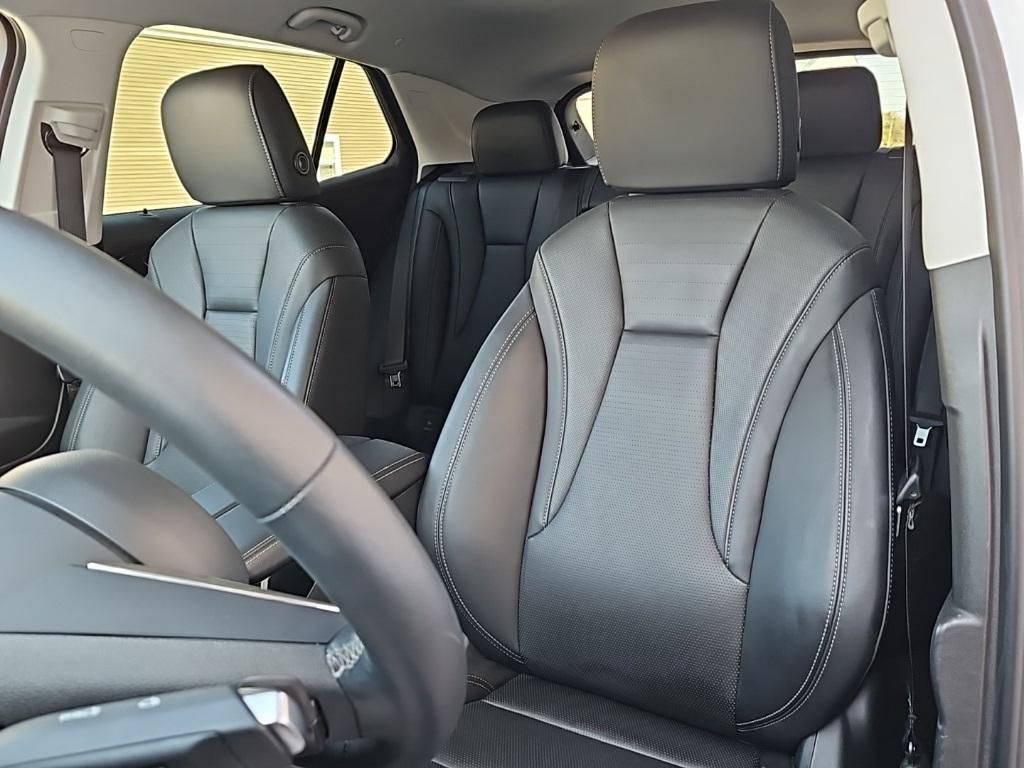 used 2024 Buick Envision car, priced at $28,500