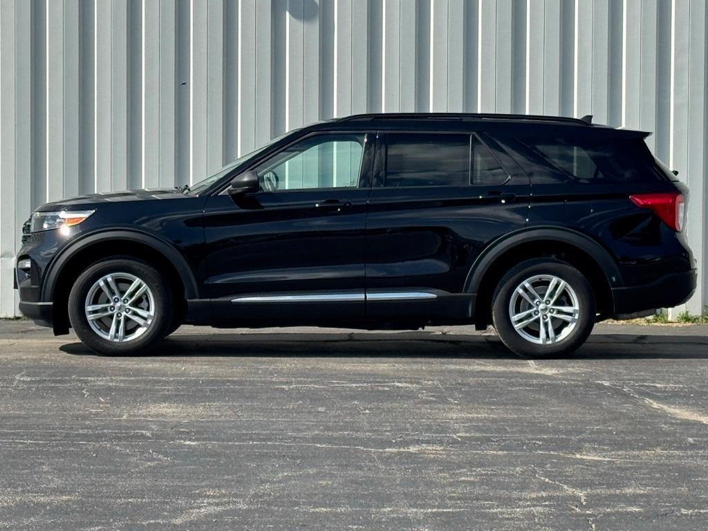 used 2021 Ford Explorer car, priced at $27,000