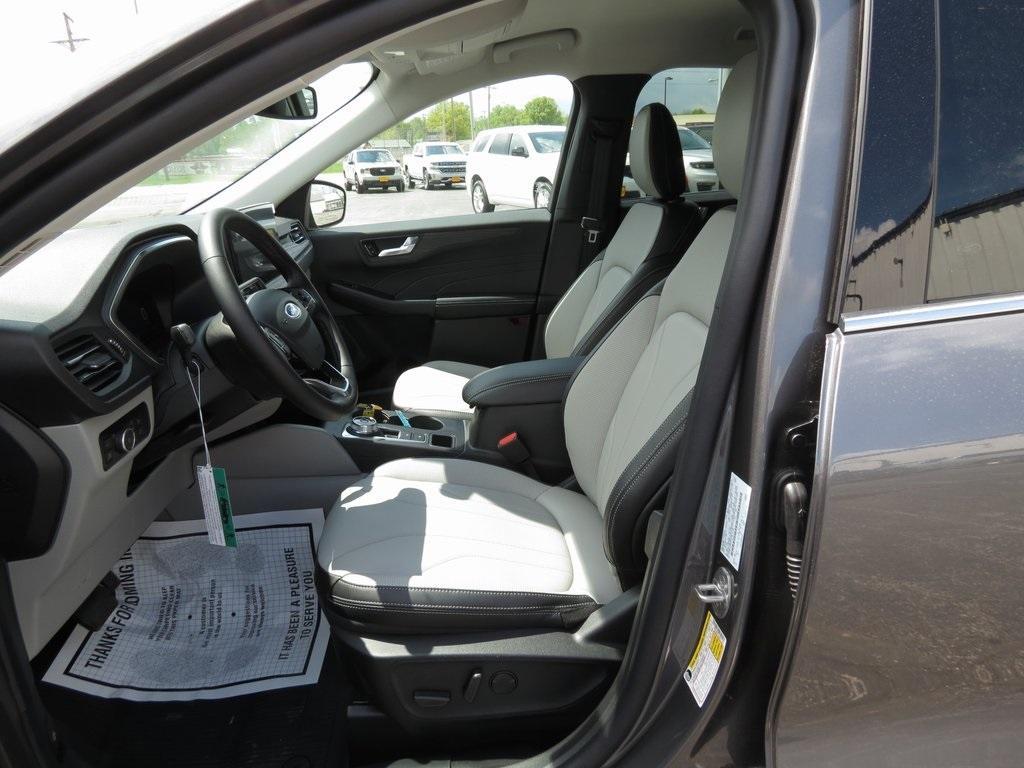 new 2025 Ford Escape car, priced at $39,172