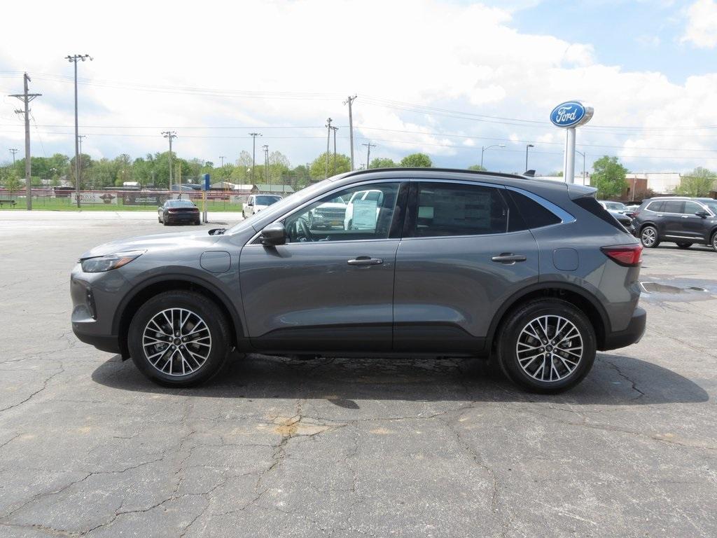new 2025 Ford Escape car, priced at $39,172