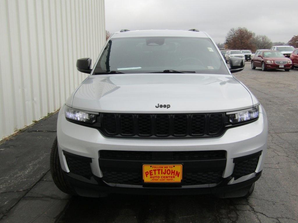 used 2024 Jeep Grand Cherokee L car, priced at $28,995