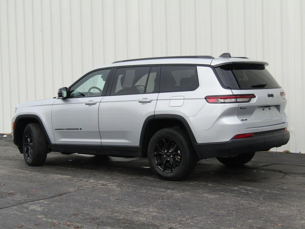 used 2024 Jeep Grand Cherokee L car, priced at $28,995