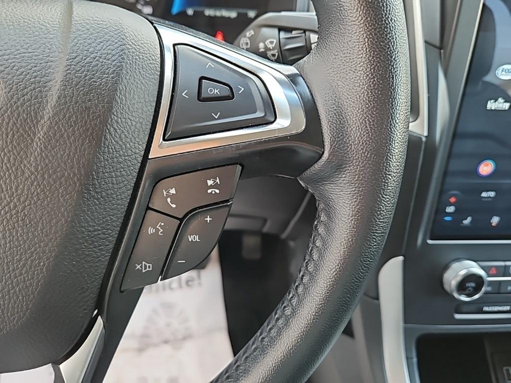 used 2024 Ford Edge car, priced at $25,000