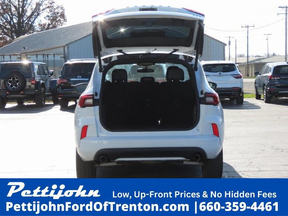 used 2023 Ford Escape car, priced at $22,950