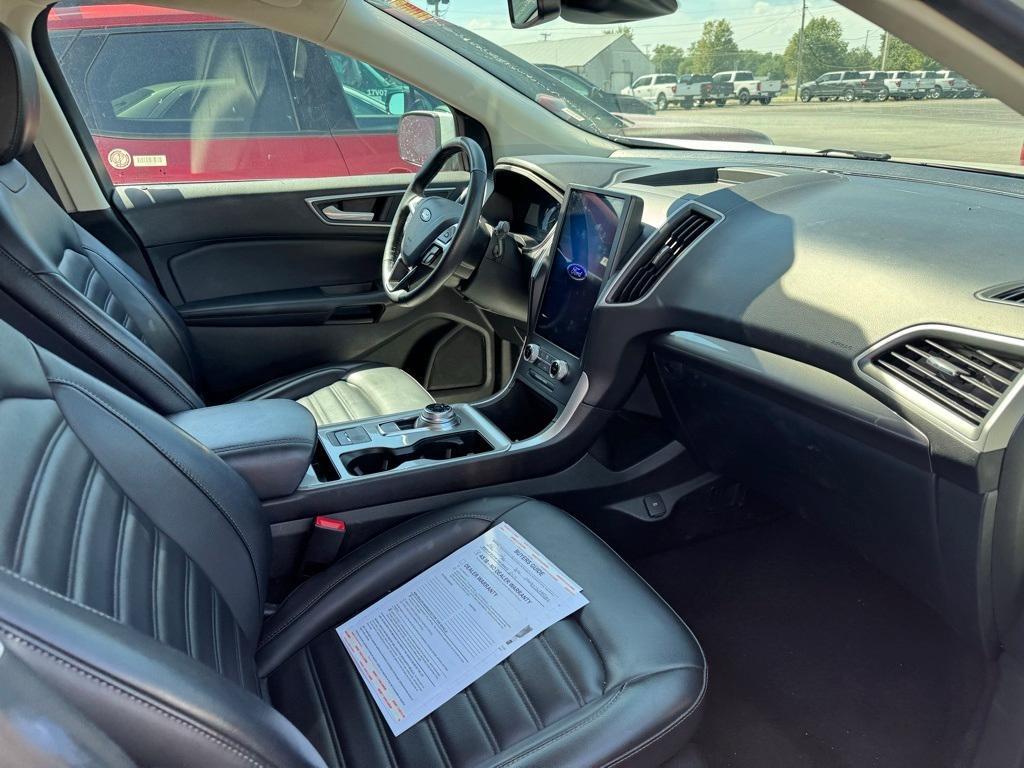 used 2024 Ford Edge car, priced at $25,500