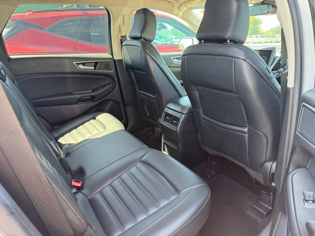 used 2024 Ford Edge car, priced at $25,500
