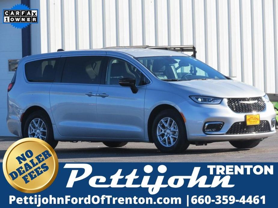 used 2024 Chrysler Pacifica car, priced at $33,750