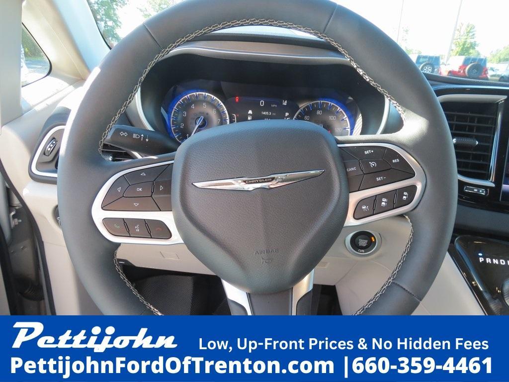 used 2024 Chrysler Pacifica car, priced at $33,750