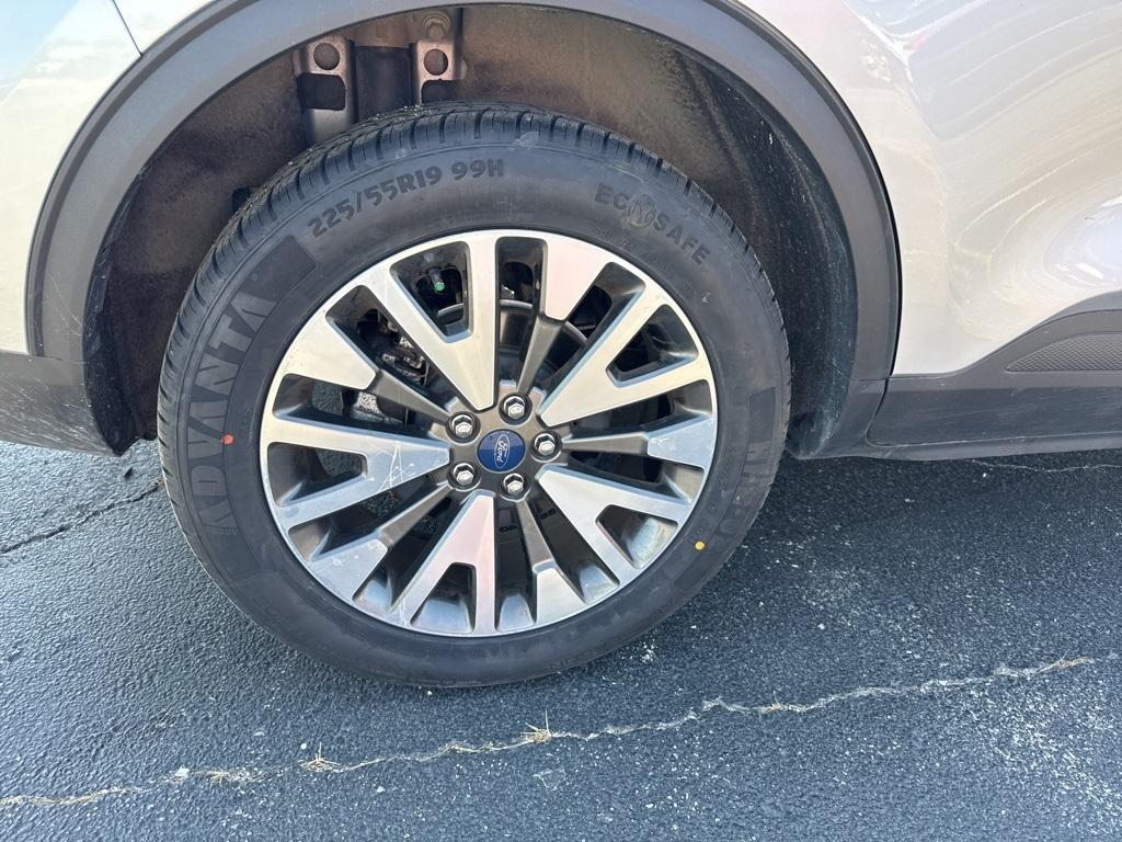 used 2020 Ford Escape car, priced at $21,500