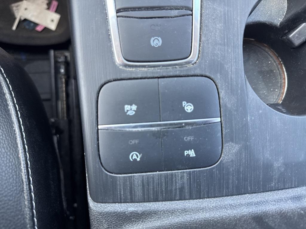 used 2020 Ford Escape car, priced at $21,500