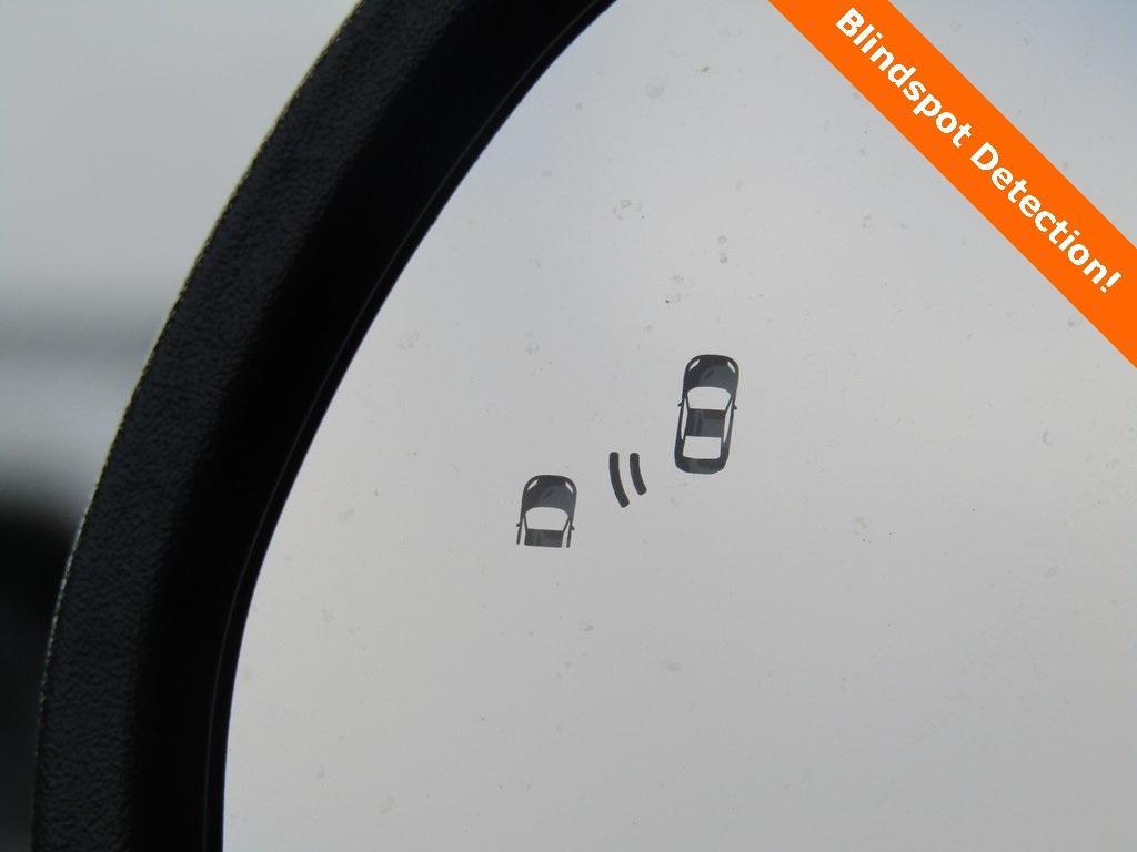 used 2024 Ford Edge car, priced at $29,500