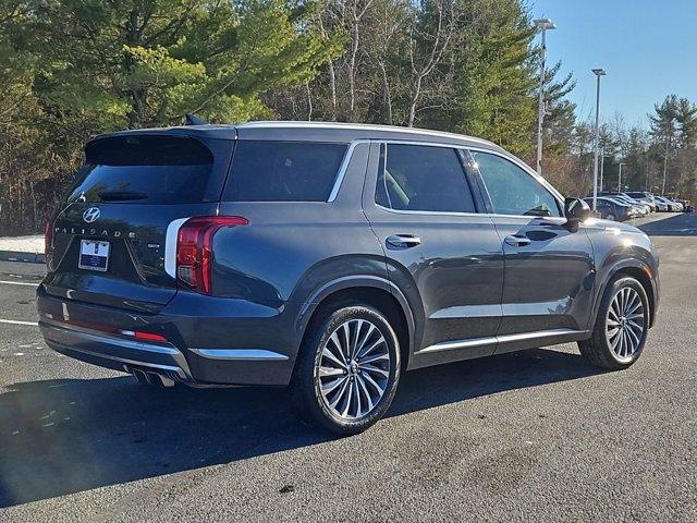 used 2024 Hyundai Palisade car, priced at $42,700