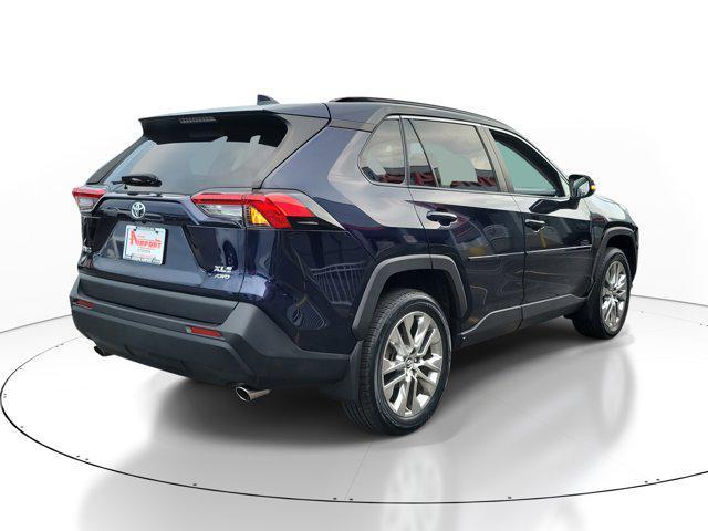 used 2020 Toyota RAV4 car, priced at $29,604