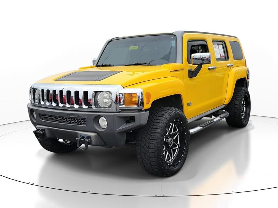 used 2006 Hummer H3 car, priced at $8,879