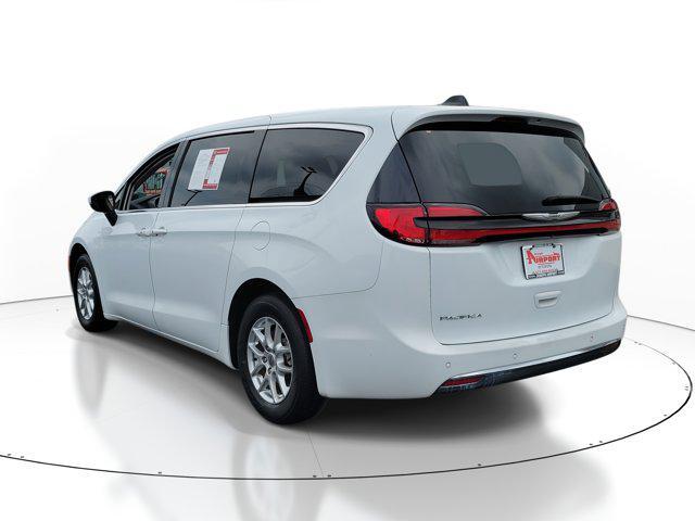 used 2023 Chrysler Pacifica car, priced at $24,158