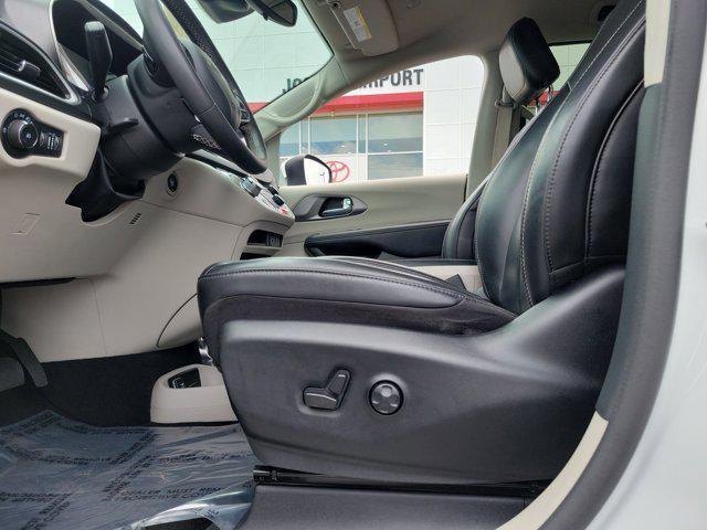 used 2023 Chrysler Pacifica car, priced at $24,158