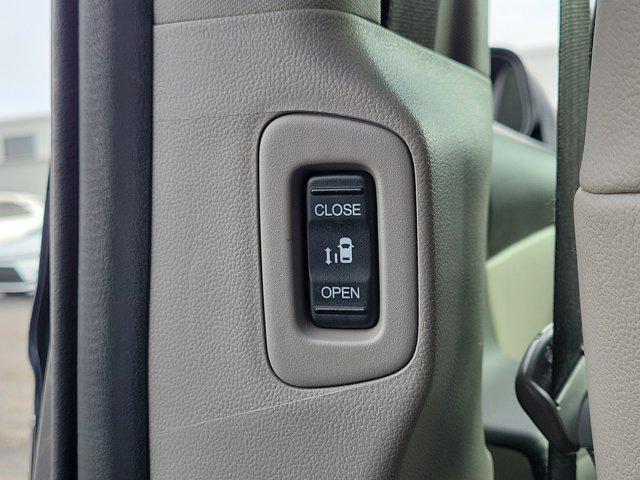 used 2017 Honda Odyssey car, priced at $14,521