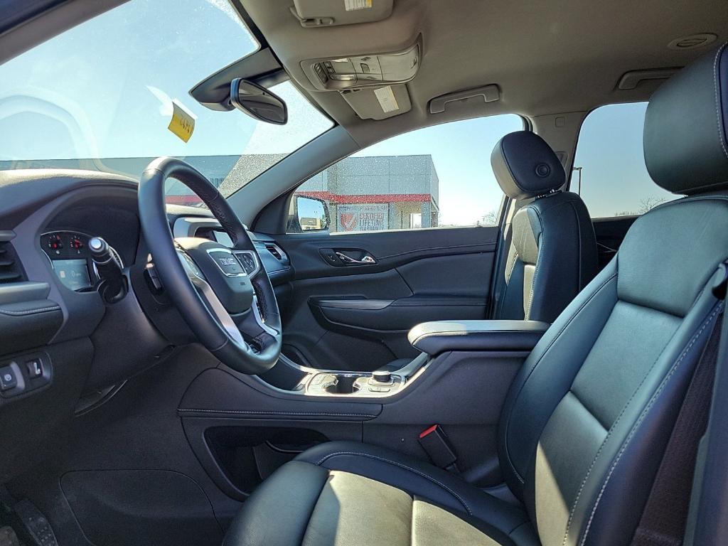 used 2023 GMC Acadia car, priced at $26,781