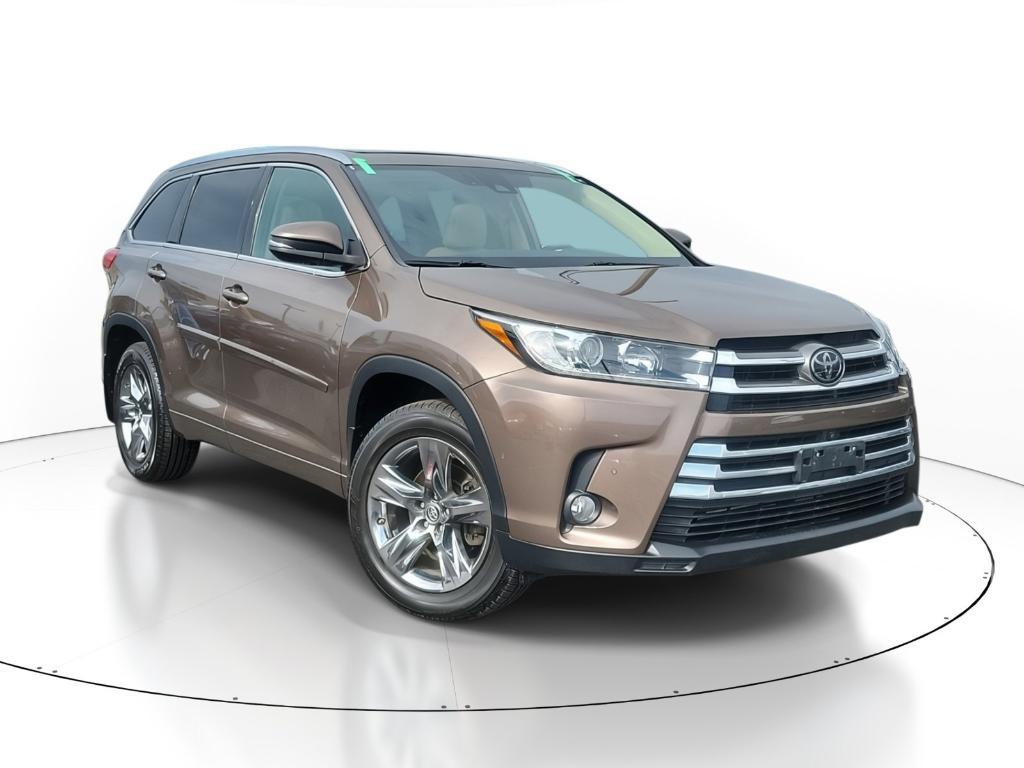 used 2018 Toyota Highlander car, priced at $23,522