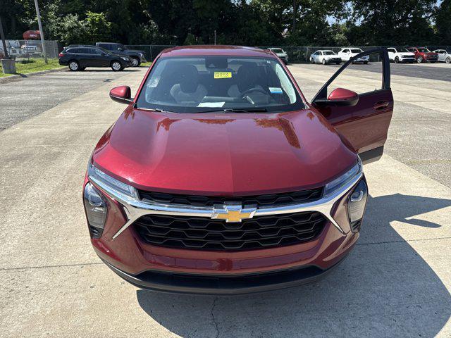 used 2024 Chevrolet Trax car, priced at $21,943