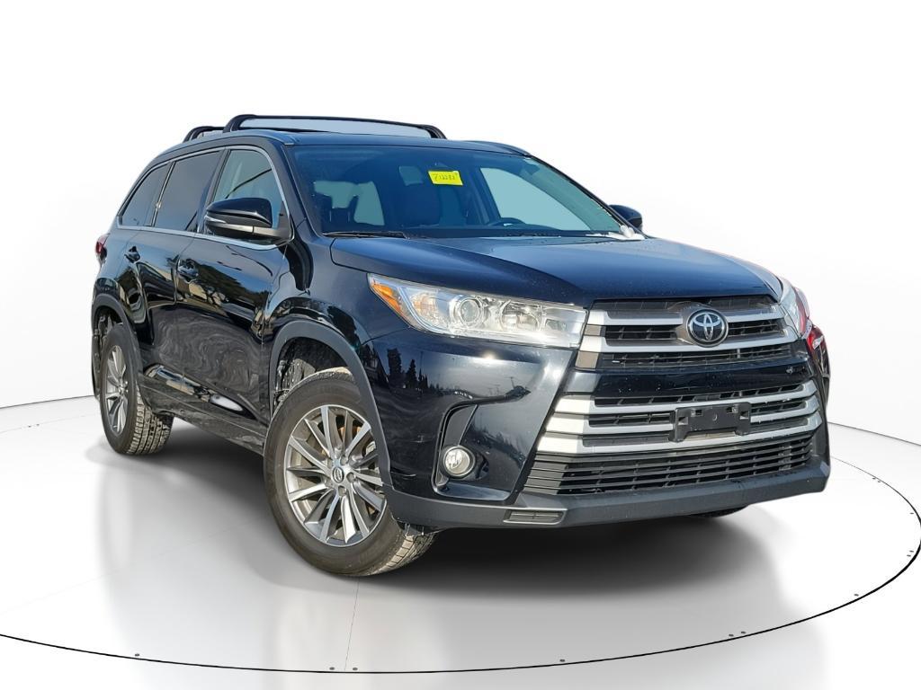 used 2018 Toyota Highlander car, priced at $22,732