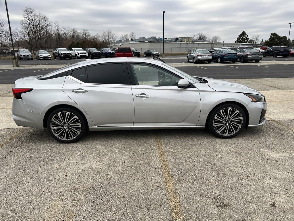 used 2023 Nissan Altima car, priced at $23,484