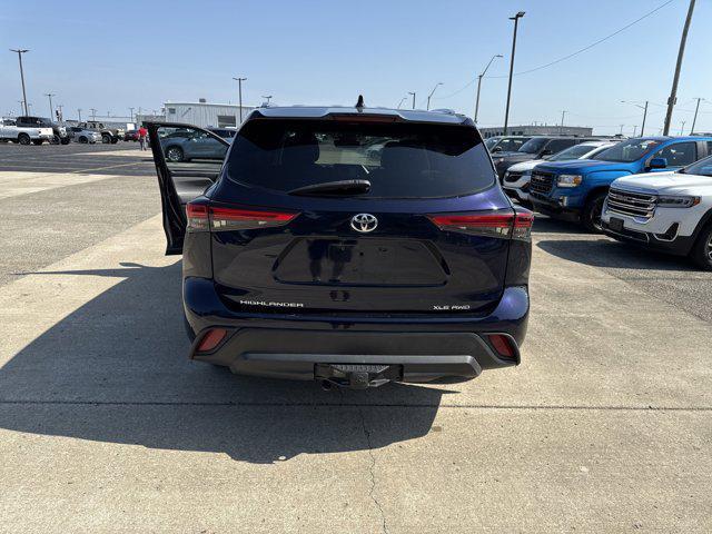 used 2020 Toyota Highlander car, priced at $30,379