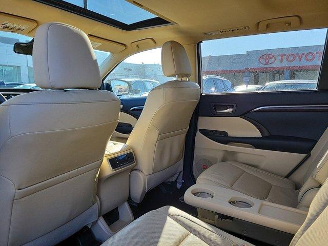 used 2014 Toyota Highlander car, priced at $14,942