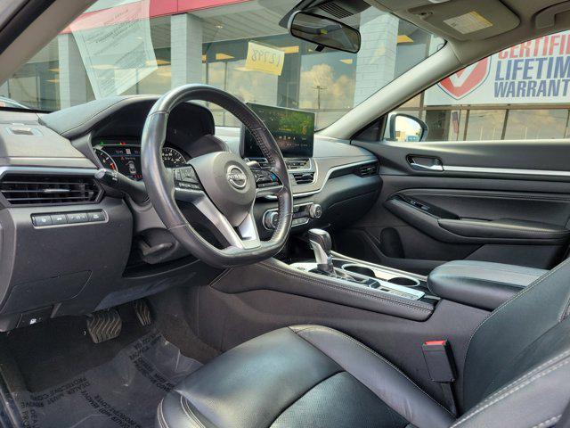 used 2023 Nissan Altima car, priced at $21,900