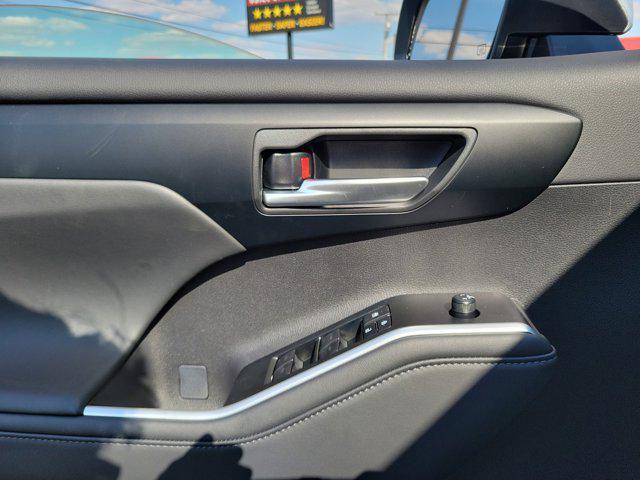 new 2025 Toyota Highlander car, priced at $48,612