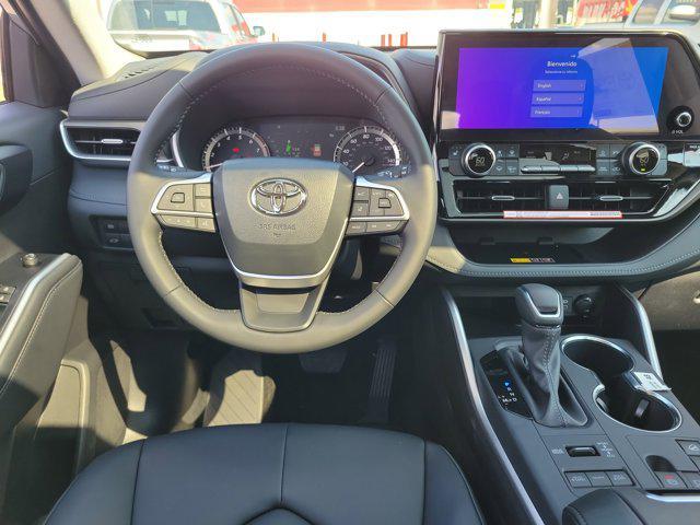 new 2025 Toyota Highlander car, priced at $48,612