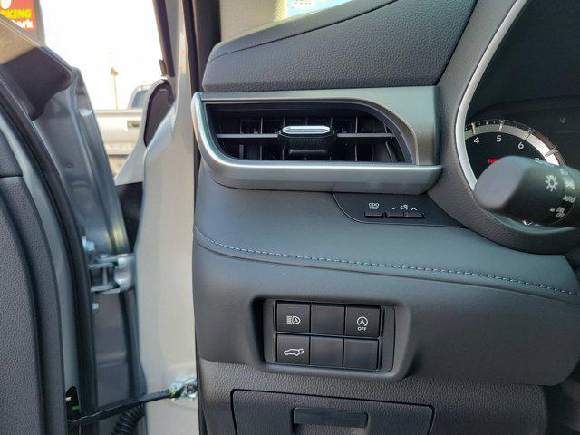 new 2025 Toyota Highlander car, priced at $48,612
