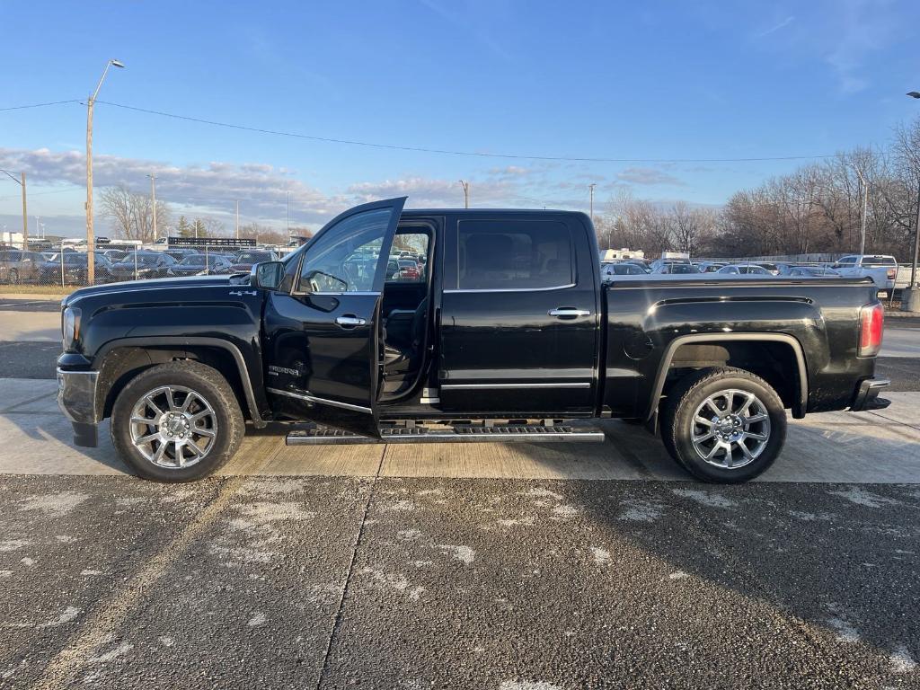 used 2018 GMC Sierra 1500 car, priced at $30,171