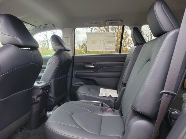 new 2026 Toyota Grand Highlander Hybrid car, priced at $50,293