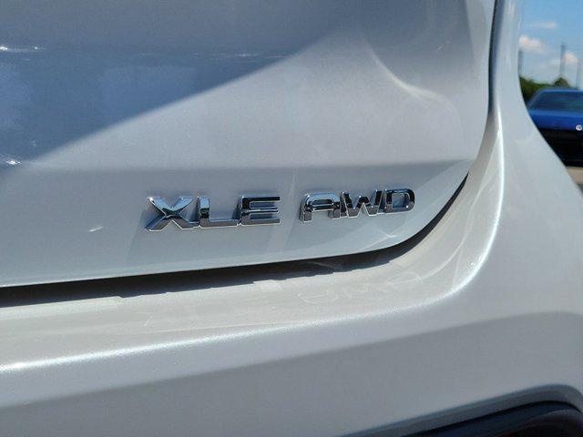new 2025 Toyota Highlander car, priced at $48,412