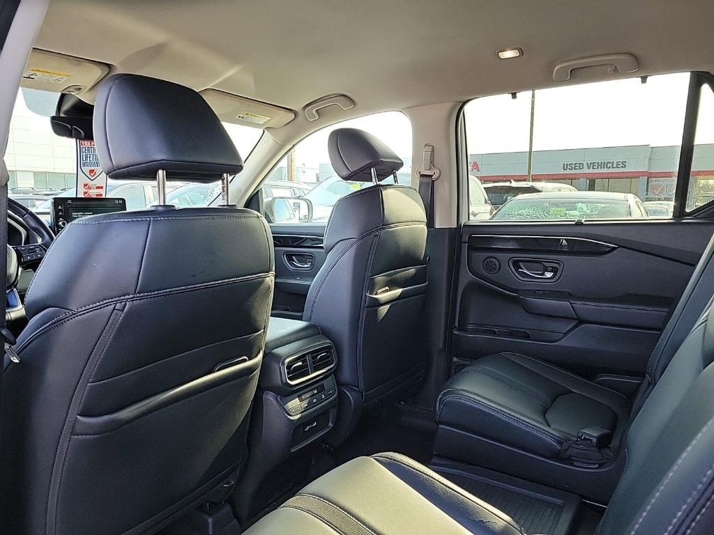 used 2023 Honda Pilot car, priced at $36,719