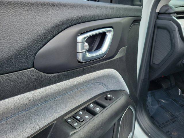 used 2022 Jeep Compass car, priced at $22,111