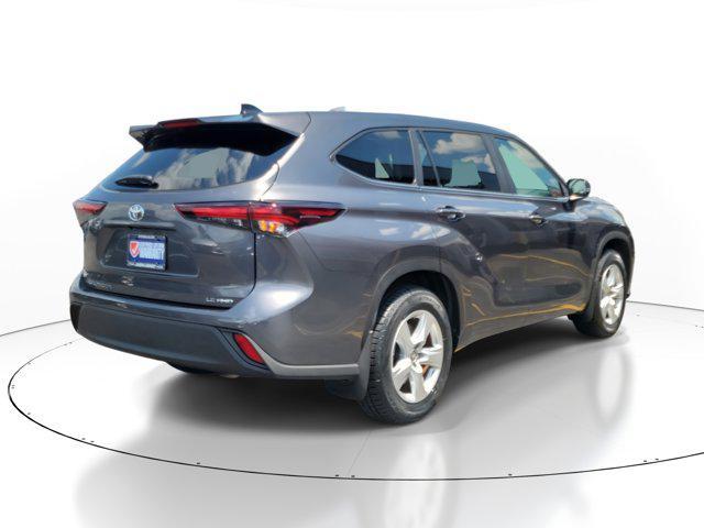 used 2024 Toyota Highlander car, priced at $37,364