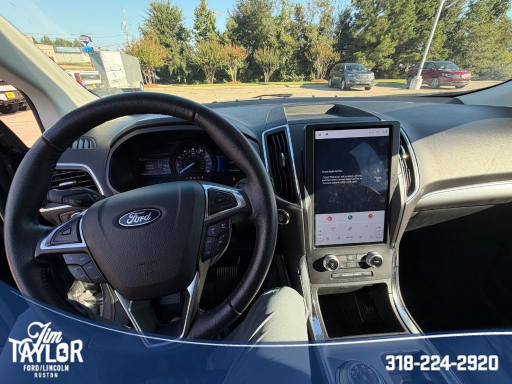used 2024 Ford Edge car, priced at $27,987