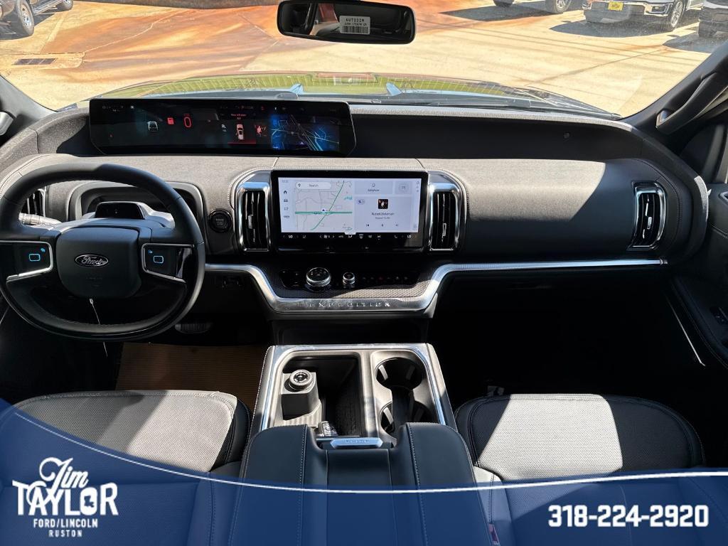 new 2025 Ford Expedition car, priced at $81,015